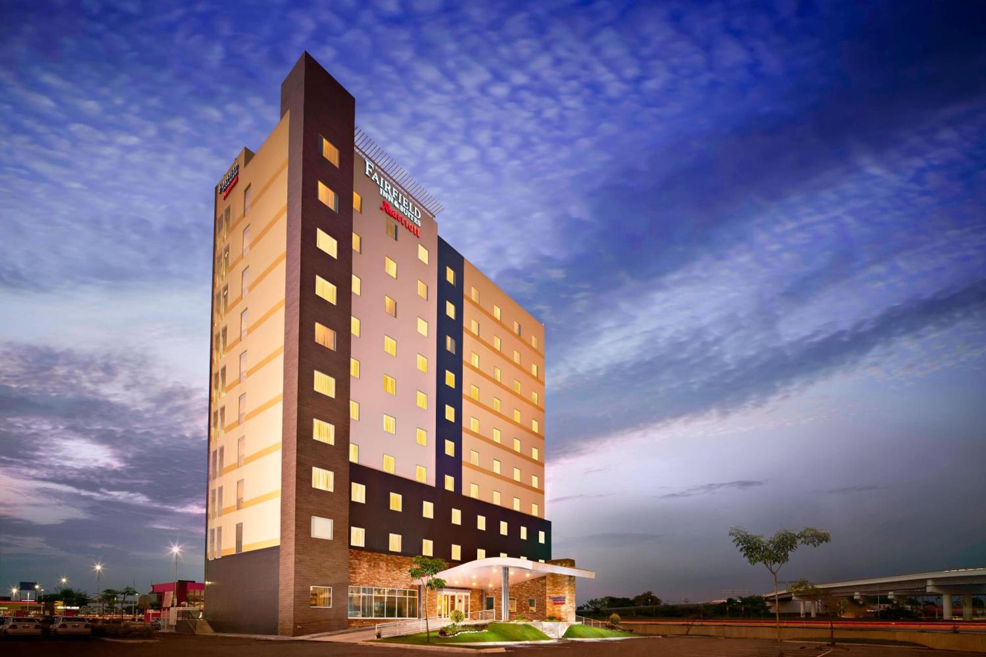 Fairfield Inn & Suites By Marriott Villahermosa Tabasco Exteriör bild