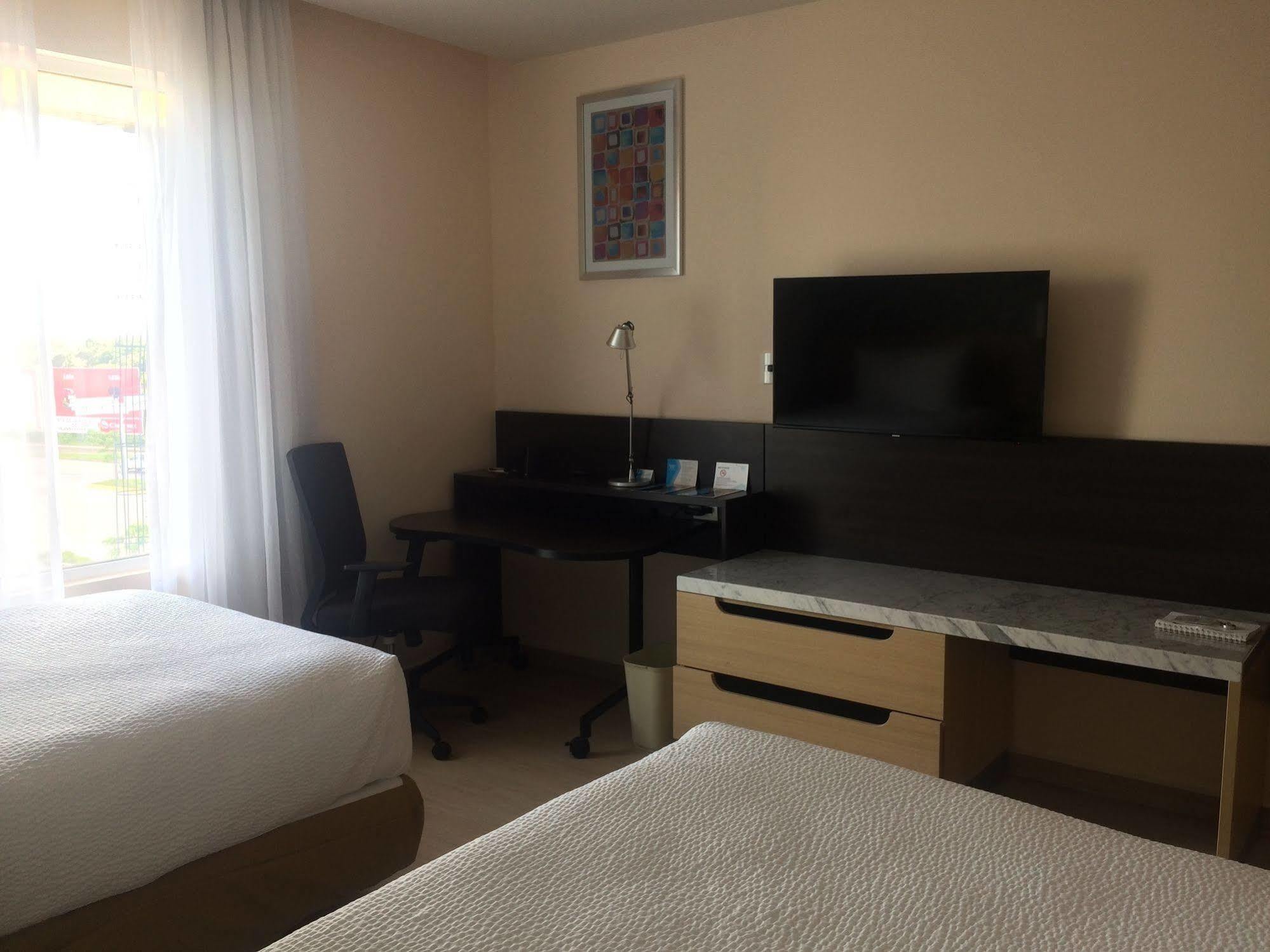 Fairfield Inn & Suites By Marriott Villahermosa Tabasco Exteriör bild